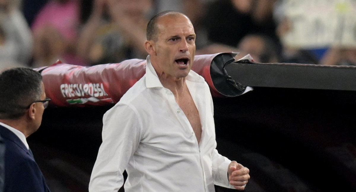 Enojo de Massimiliano Allegri en la final de la Copa Italia. Foto: REUTERS.