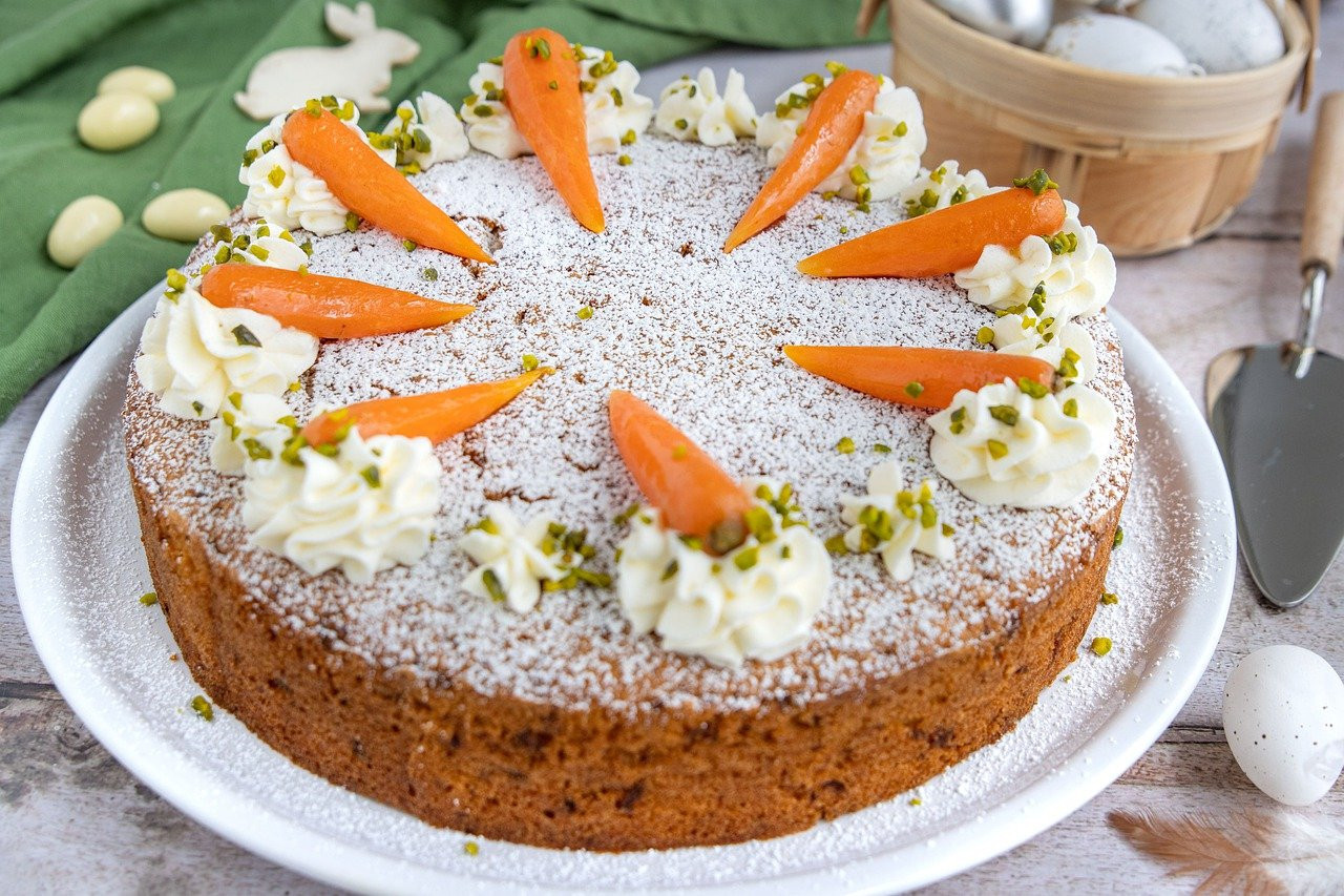 Carrot cake, torta saludable, avena. Foto Unsplash.