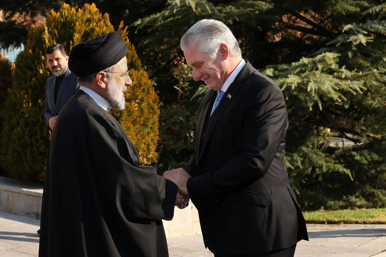 Miguel Díaz-Canel y Ebrahim Raisí, Cuba e Irán. Foto: EFE