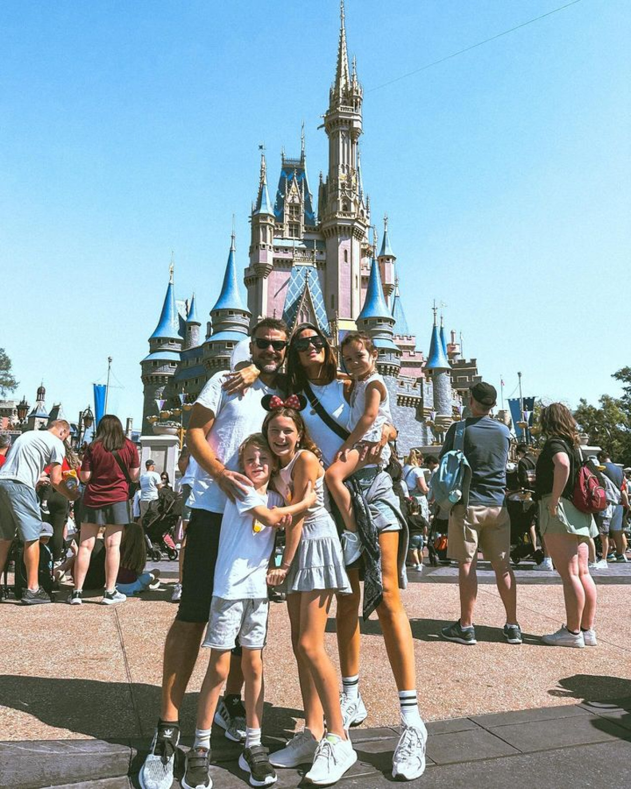 Paula Chaves junto a su familia. Foto: Instagram.