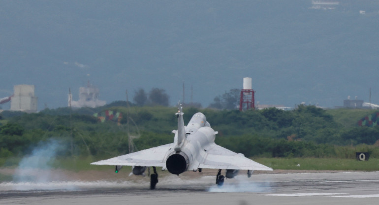 Taiwán desplegó sus tropas ante maniobras militares chinas. Foto: Reuters.