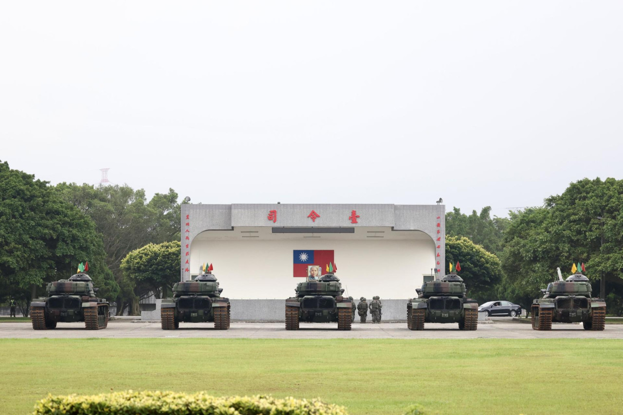 Taiwán desplegó sus tropas ante maniobras militares chinas. Foto: EFE.