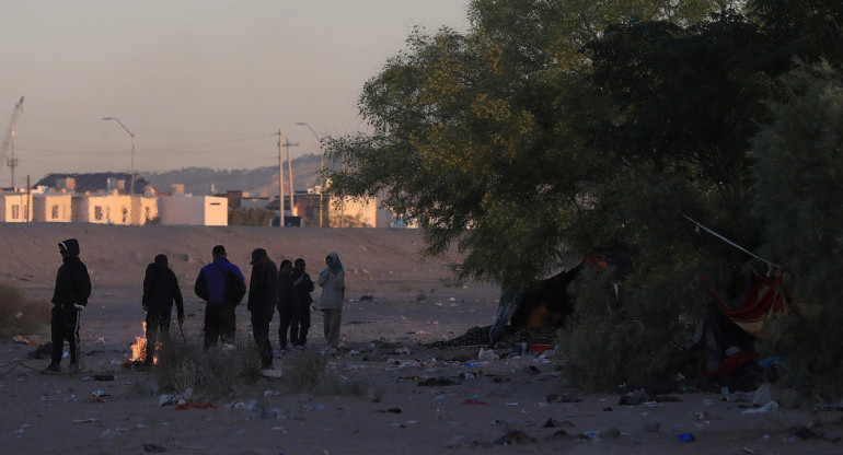 Migrantes en la frontera México-EEUU. Foto: EFE