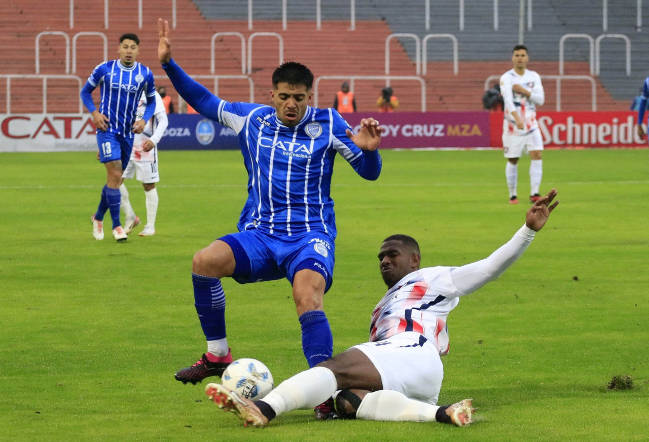 Godoy Cruz vs San Lorenzo. Foto: NA