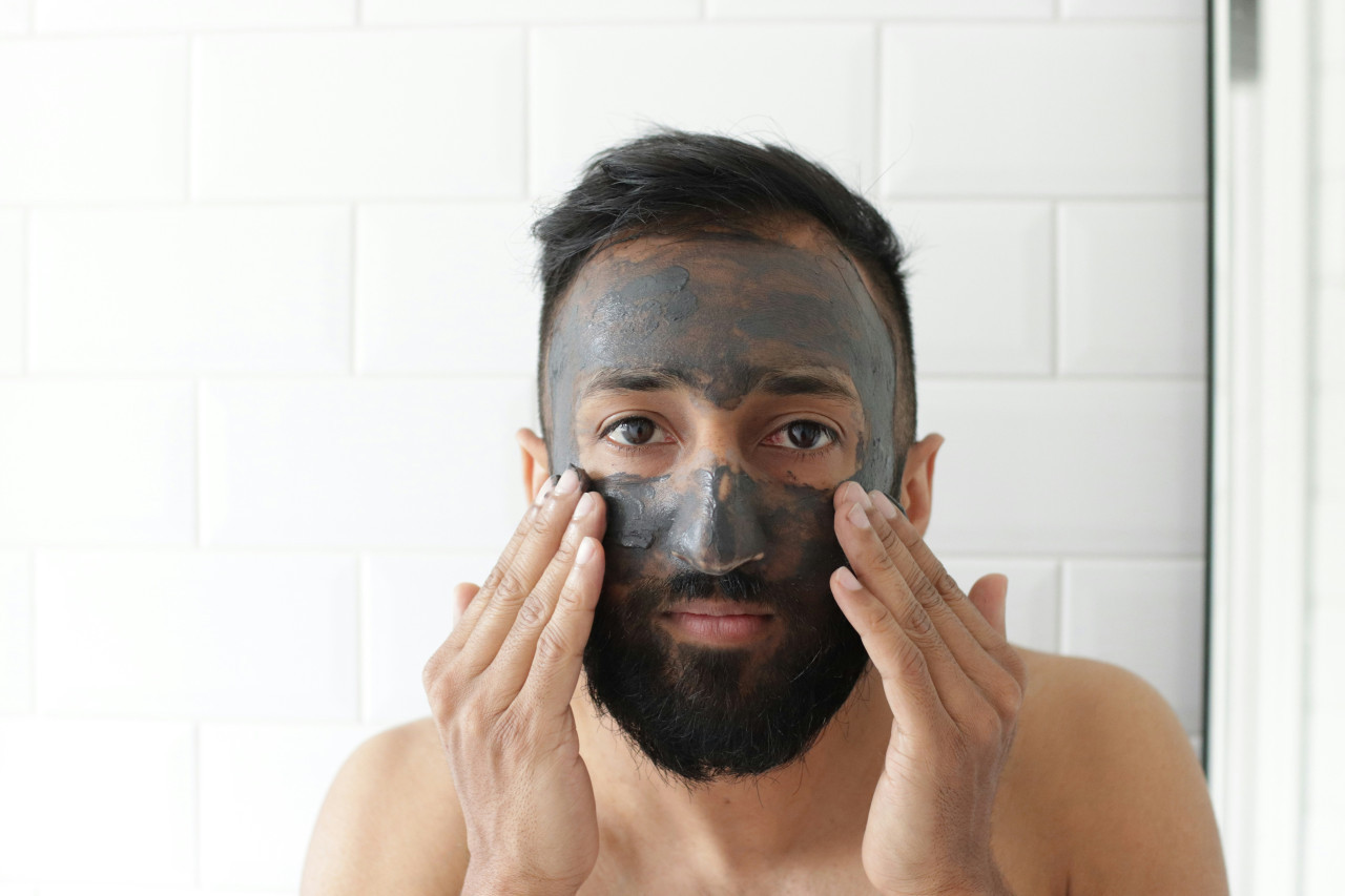 Limpieza facial. Foto: Unsplash.