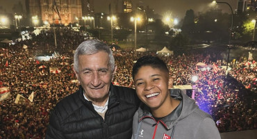 Juan Ramón Verón y Agustina Amaro. Foto Instagram.