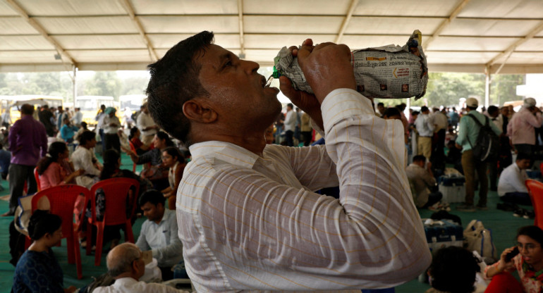 Ola de calor en India. Foto: Reuters.