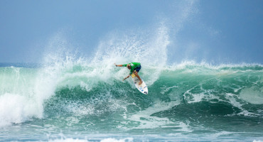 Thiago Passeri, campeón de Surf.