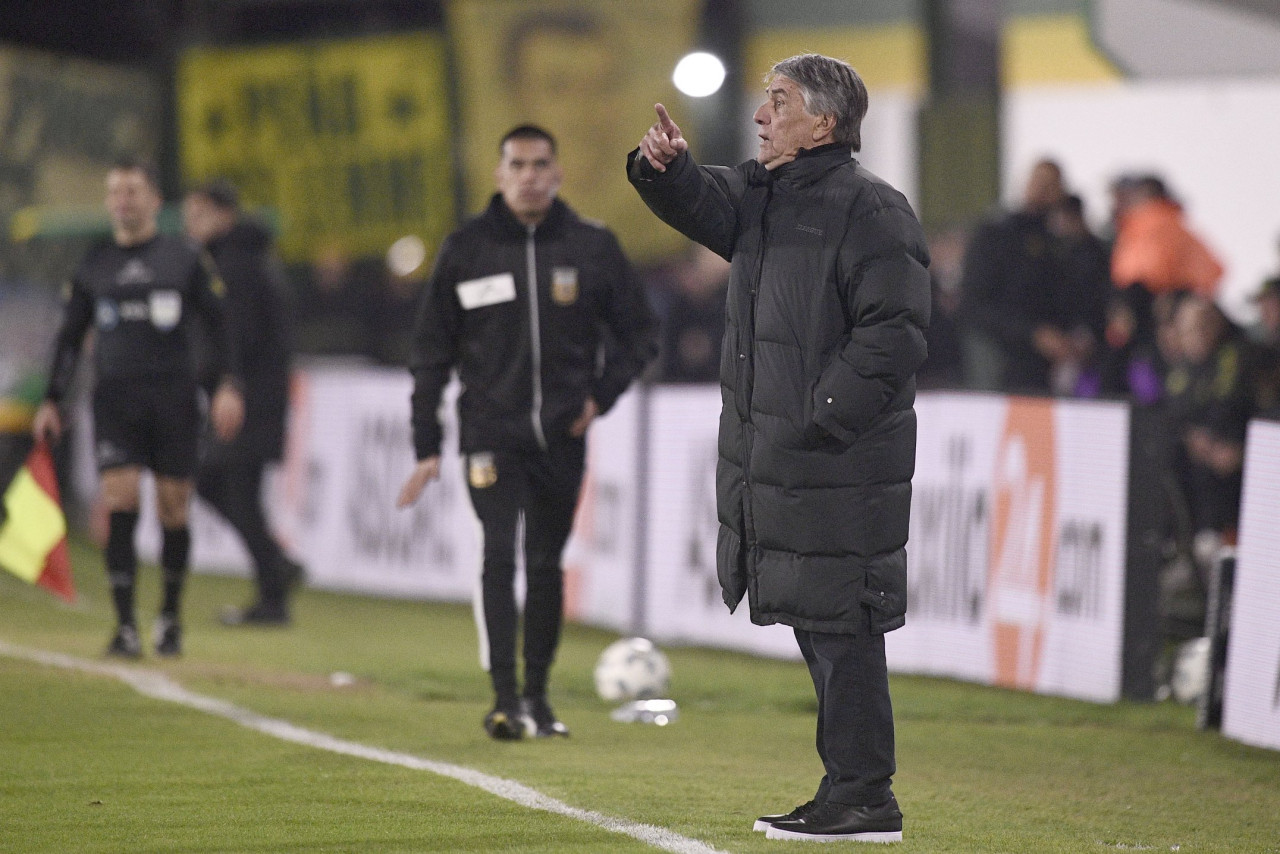 Hugo Tocalli fue el interino en Independiente. Foto: Twitter.