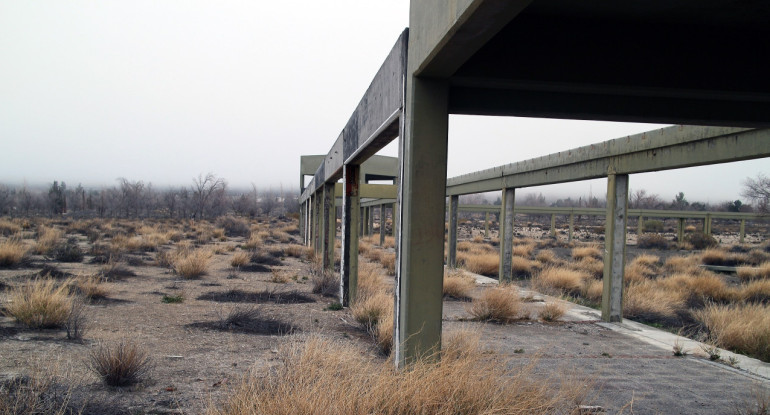 Pueblo abandonado en Neuquén. Fuente: Wikimedia Commons