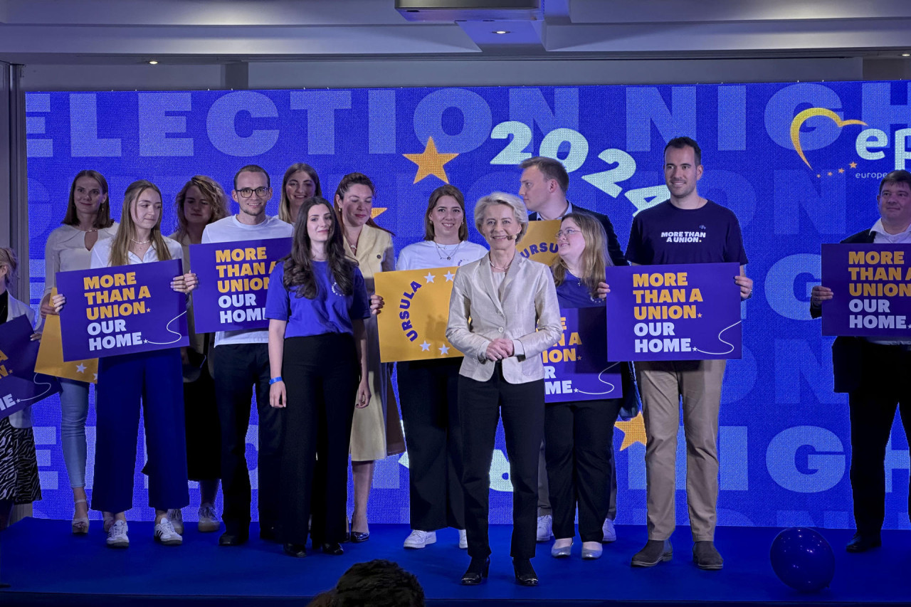 El Partido Popular Europeo celebra el triunfo en las elecciones al Parlamento Europeo. Foto: EFE