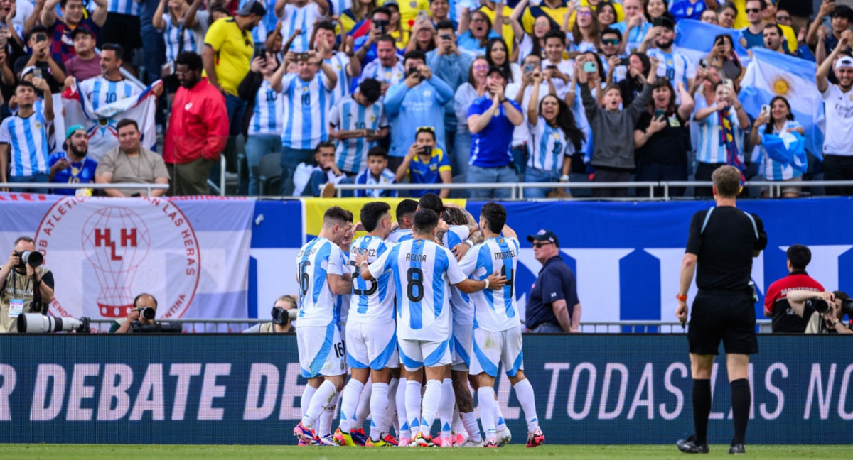 Selección Argentina vs. Ecuador. Foto: Reuters.