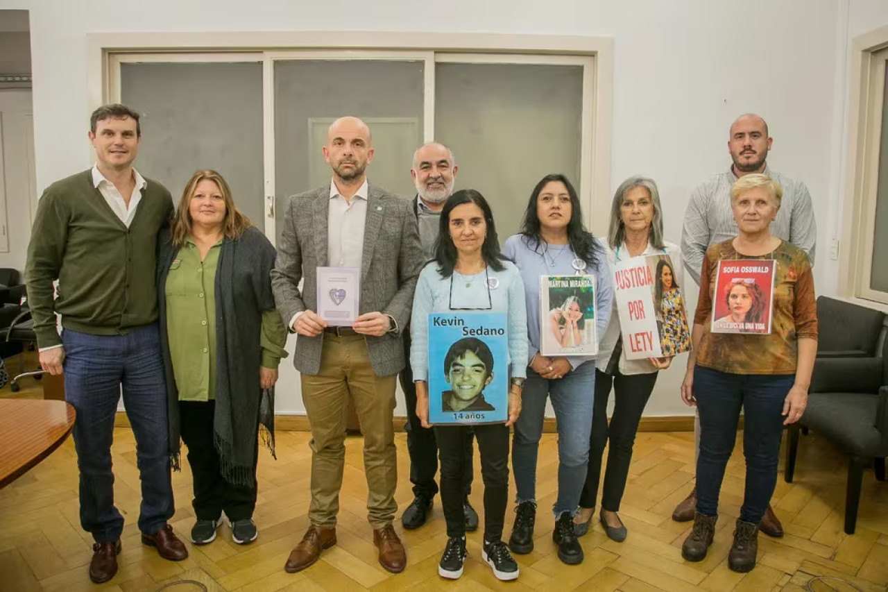 Reunión entre la Agencia Nacional de Seguridad Vial y la Asociación Civil Madres del Dolor. Foto: prensa