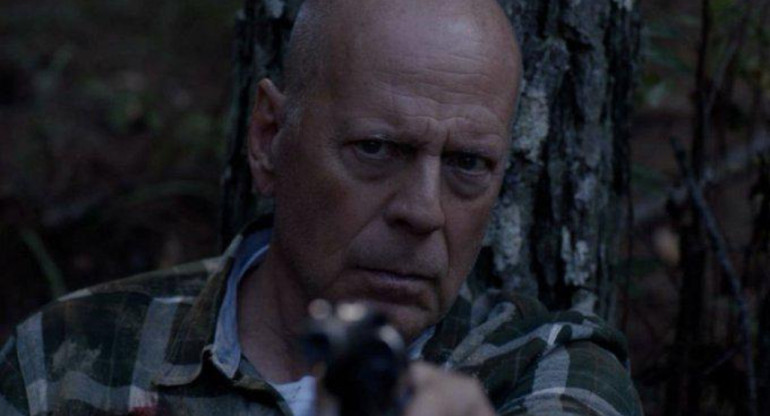 "En el lugar equivocado", Bruce Willis. Foto: X