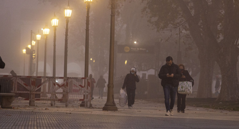 Neblina en Buenos Aires. Foto: NA.