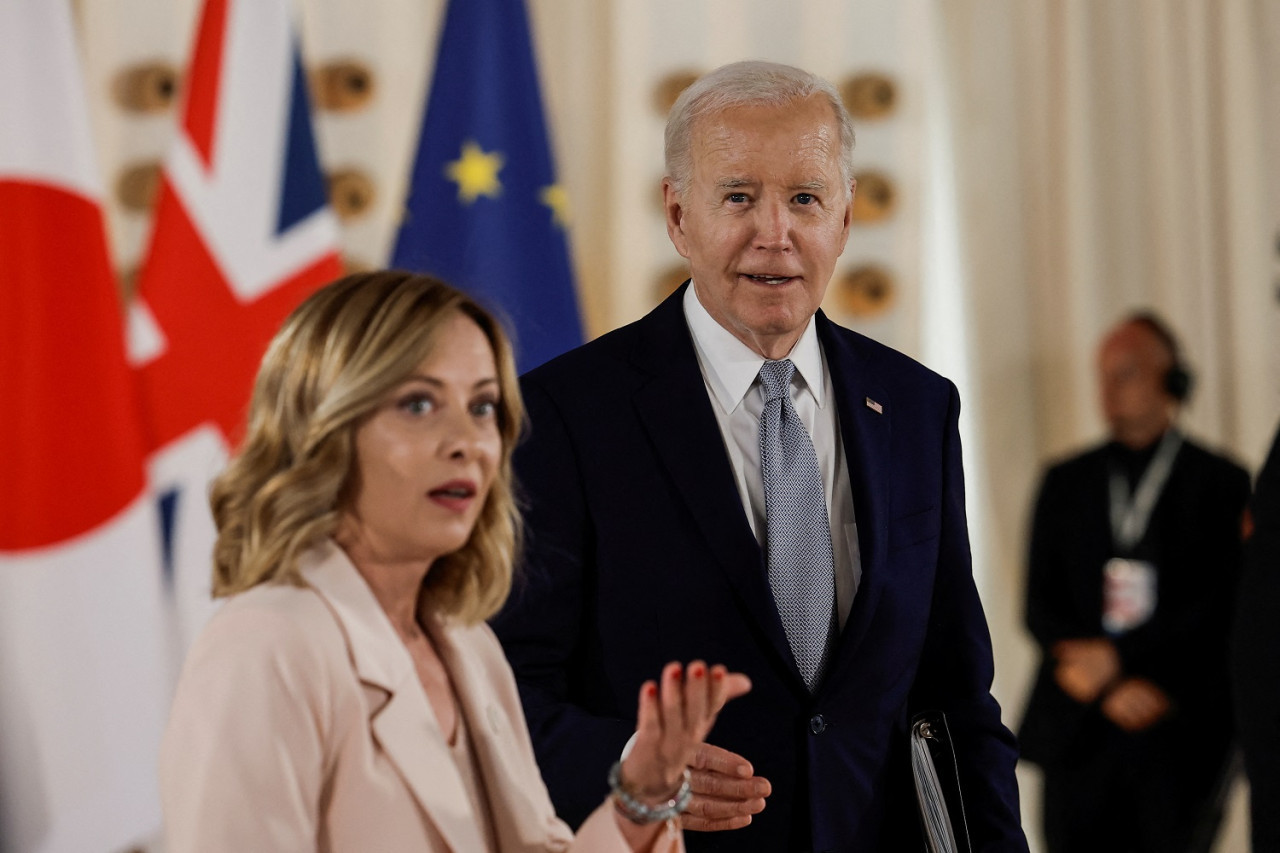 Giorgia Meloni y Joe Biden en la Cumbre del G7. Foto: Reuters