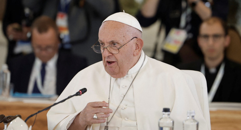 Papa Francisco en el G7. Foto: Reuters.