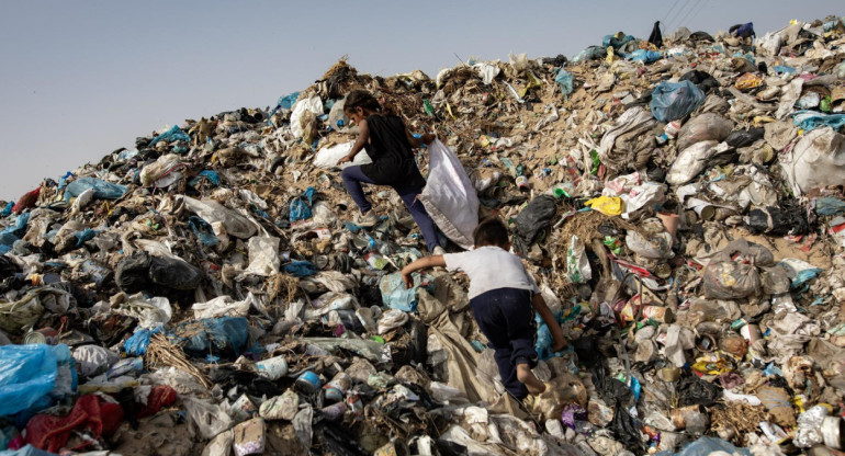 La guerra de Gaza está provocando una crisis medioambiental sin precedentes. EFE