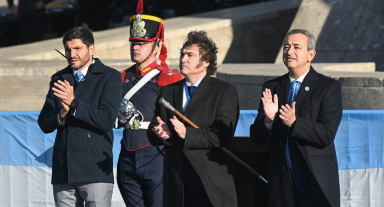 Javier Milei en el acto del día de la Bandera en Rosario. Foto: NA.