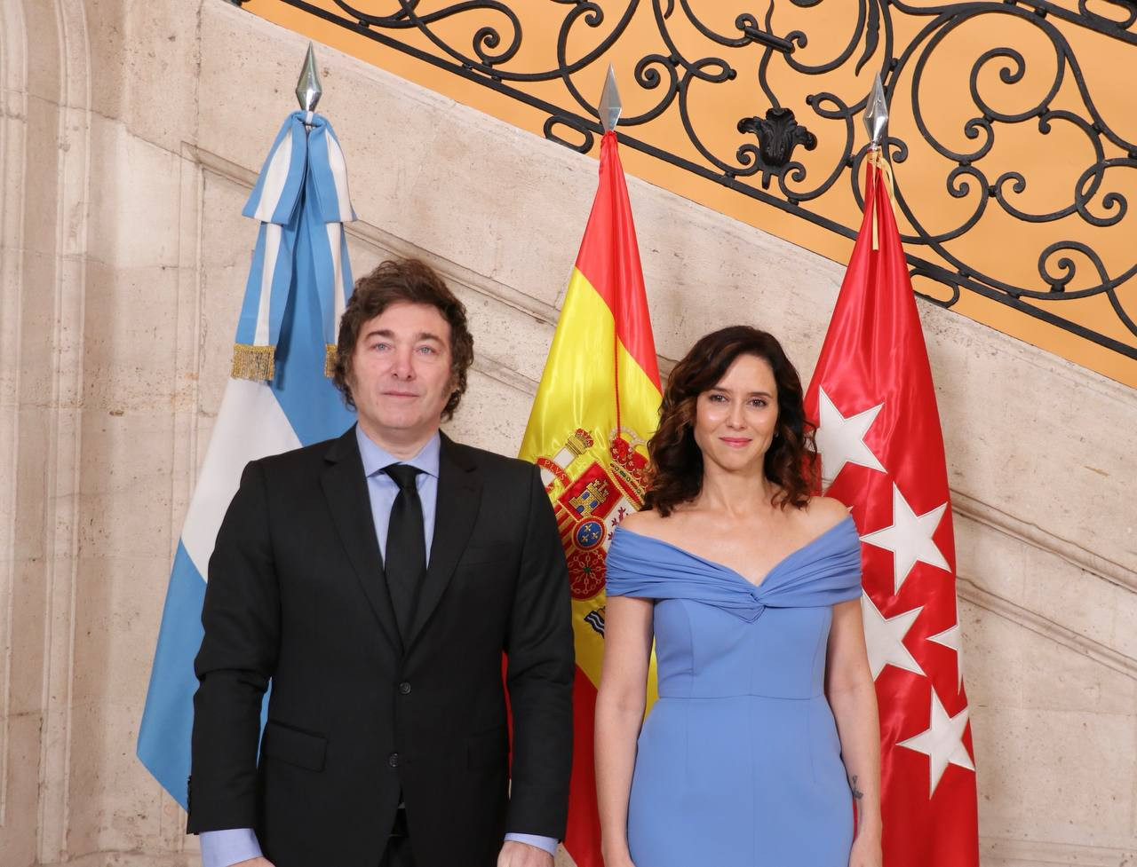 Javier Milei junto a Isabel Díaz Ayuso en España. Foto: Presidencia.