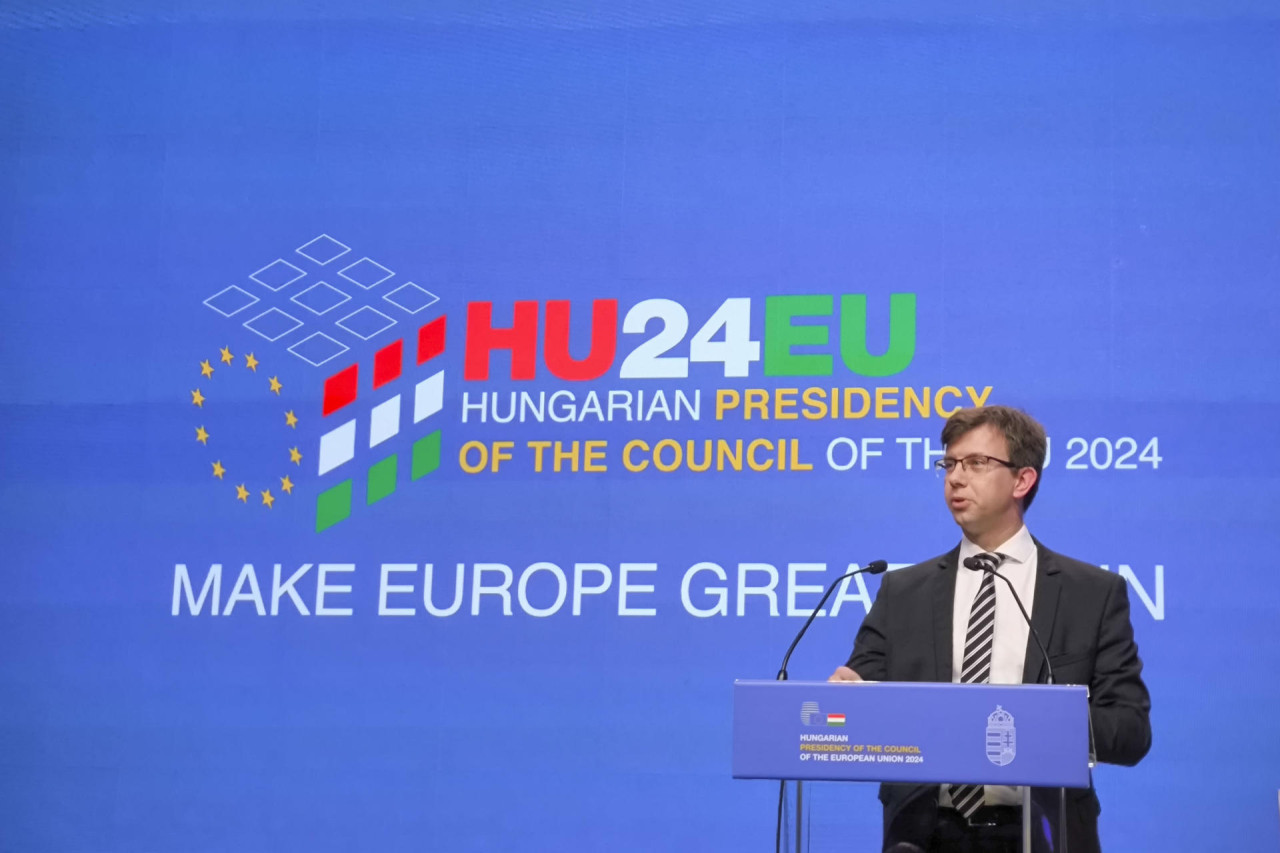 Janos Boka, ministro de Asuntos Europeos de Hungría. Foto: EFE.