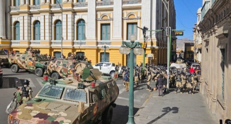 Movilización irregular en Bolivia. Foto: X @Marco_Teruggi