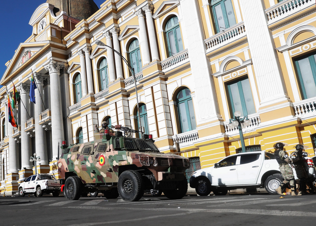 Denuncian golpe de Estado y levantamiento militar en Bolivia. Foto: EFE