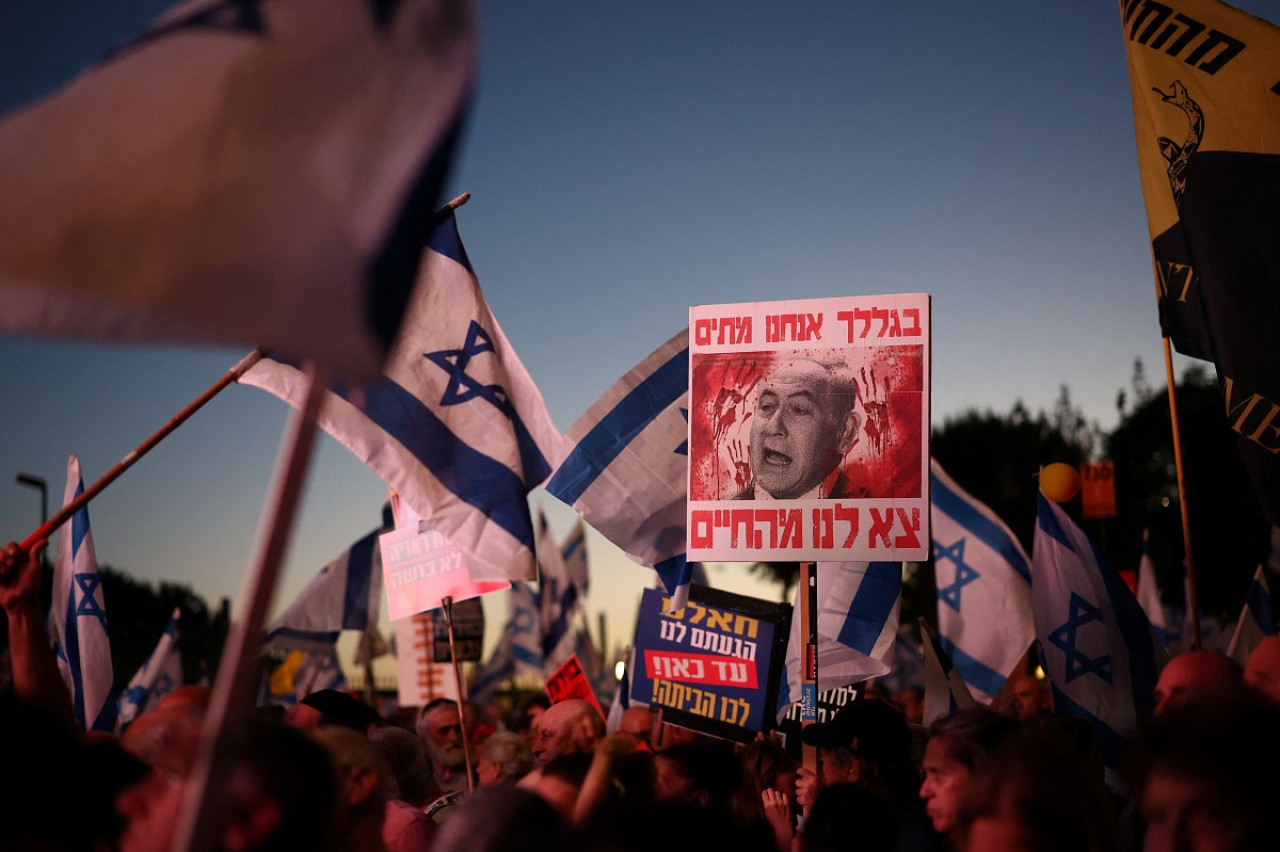 Protestas en contra Netanyahu en Israel. Foto: Reuters