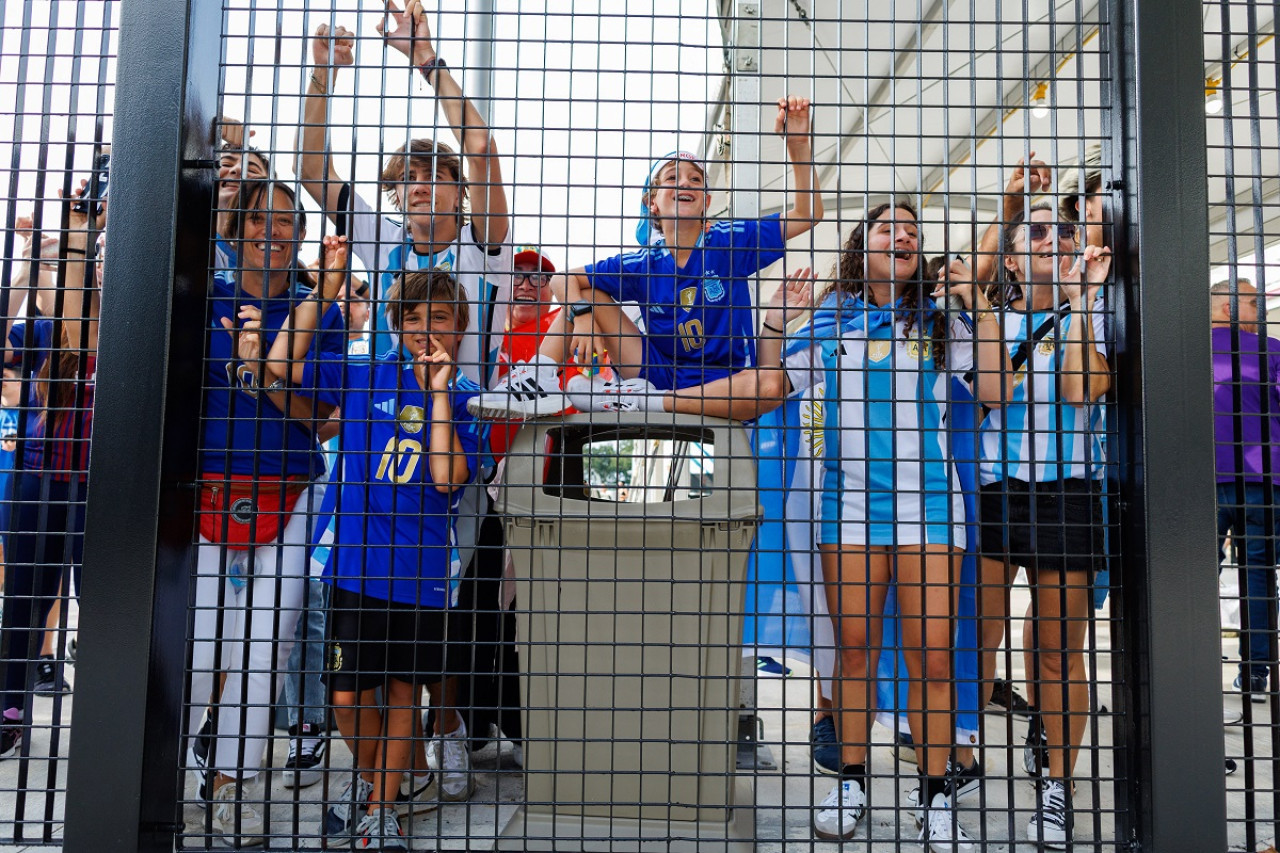 Hinchas argentinos; Copa América 2024. Foto: Reuters