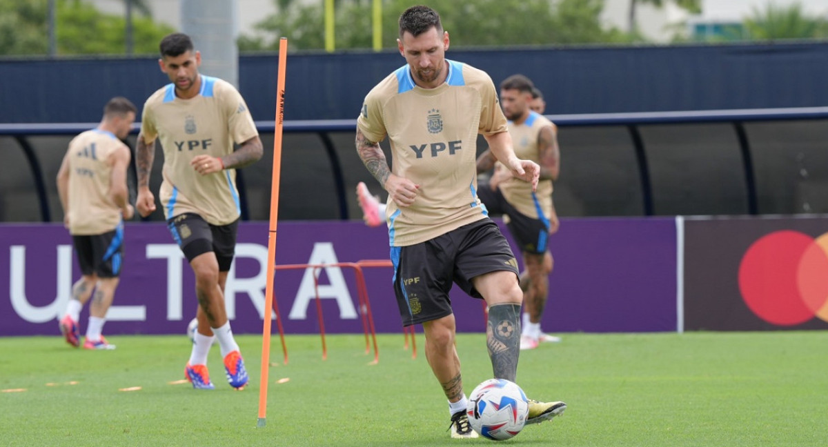 Lionel Messi; Selección Argentina. Foto: X @Argentina.