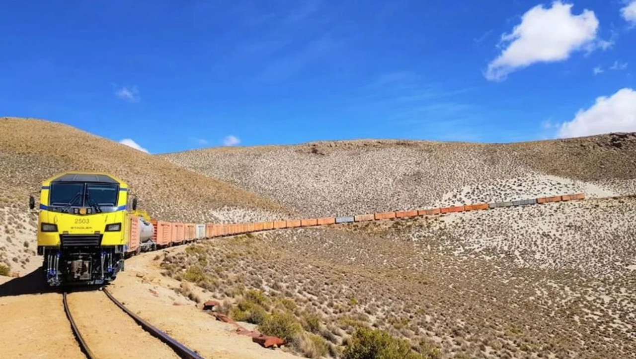 Tren Potosí-La Paz. Foto: NA