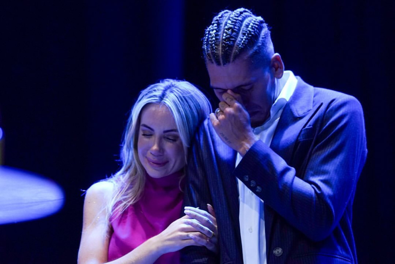 Roberto Firmino se hizo pastor y fundó una iglesia en Brasil. Foto: Instagram.