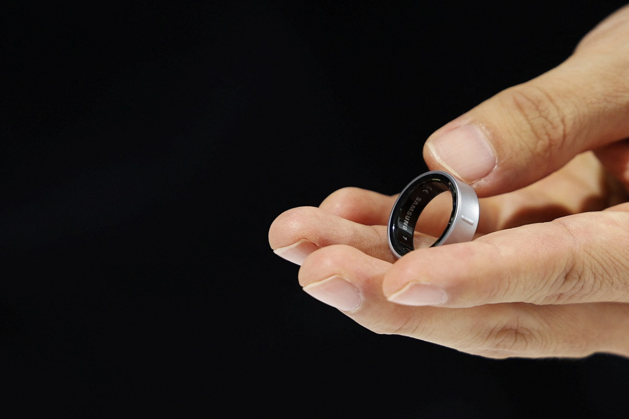 Samsung Galaxy Ring; anillo inteligente. Foto: Reuters.