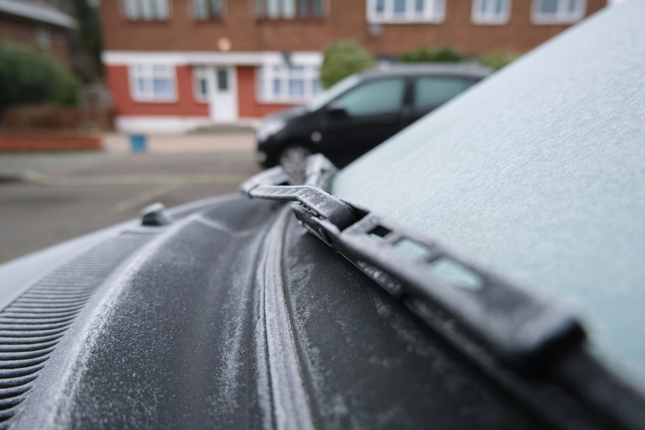 Escarcha en el auto. Foto: Unsplash