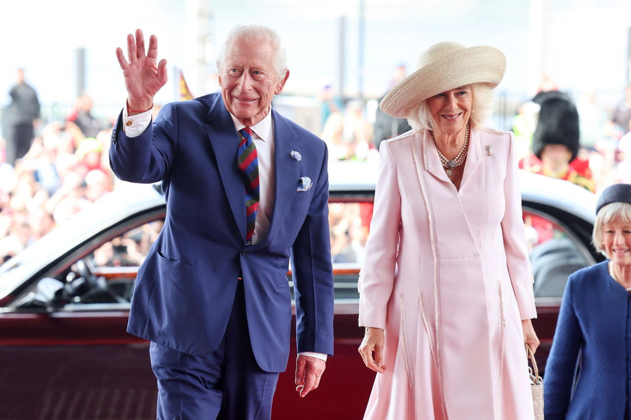 El rey Carlos y la reina Camila de Gran Bretaña. Foto: Reuters.