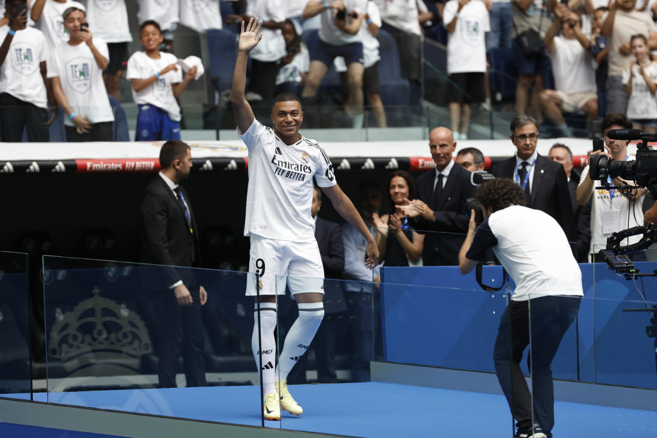 Mbappé durante su presentación con el Real Madrid. Foto: EFE.