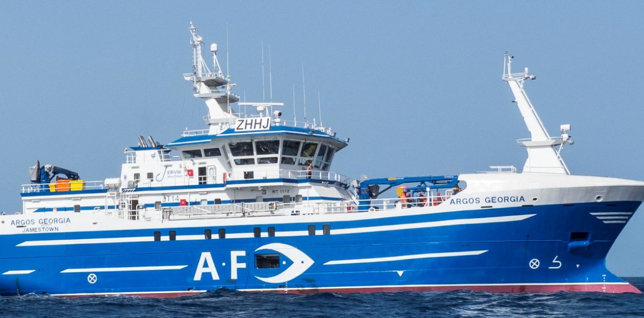 Barco pesquero Argos Georgia, que naufragó cerca de las Islas Malvinas. Foto EFE.