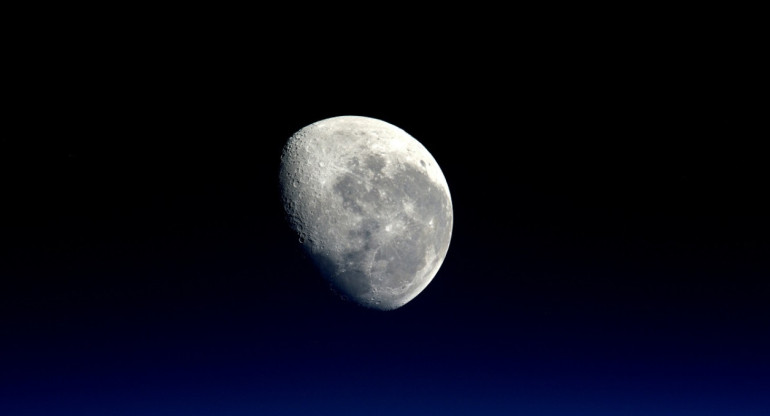 Luna; espacio. Foto: Unsplash.