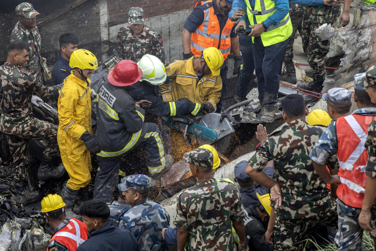 Trágico accidente aéreo en Nepal. Foto: EFE.