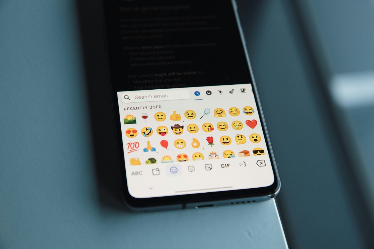 Emojis; WhatsApp. Foto: Unsplash.