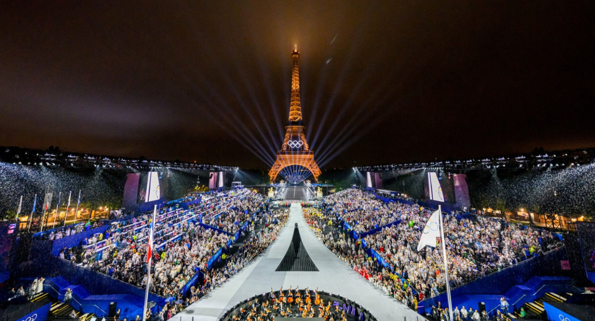 Ceremonia de apertura de los Juegos Olímpicos, Torre Eiffel. Foto: Reuters