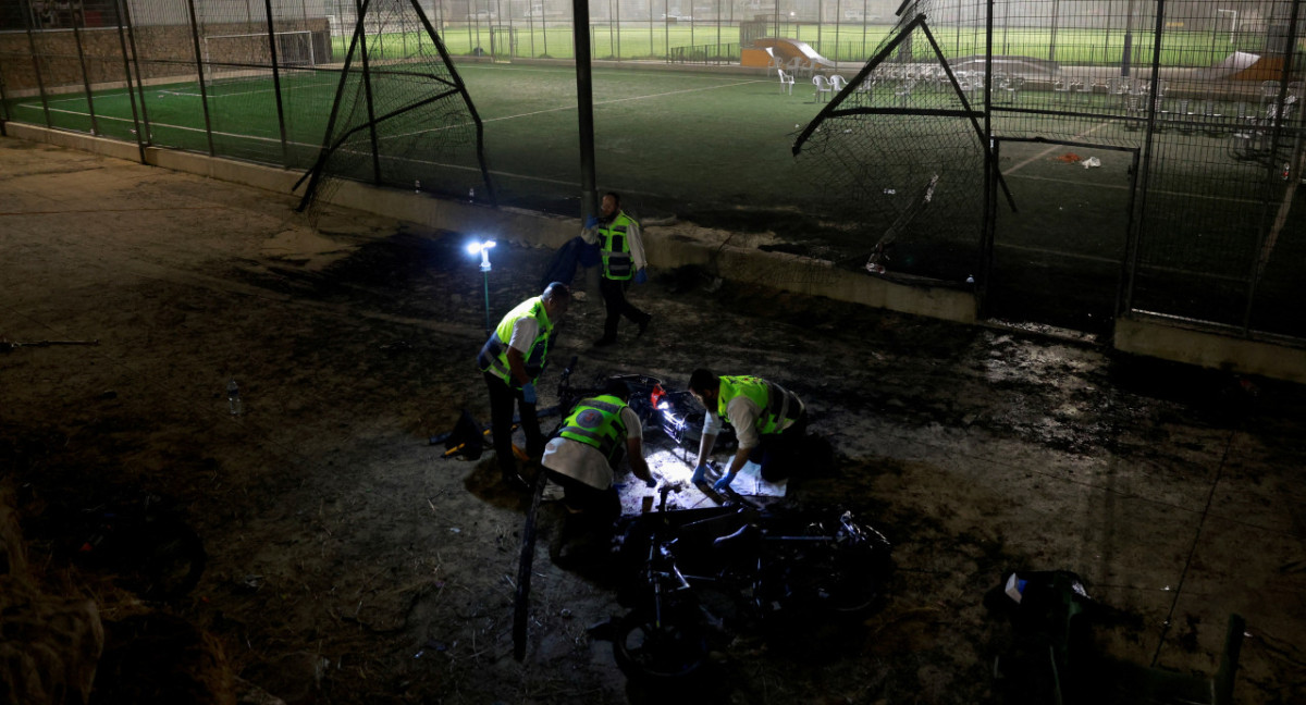 Ataque de Hezbollah contra una cancha de fútbol. Foto: Reuters.