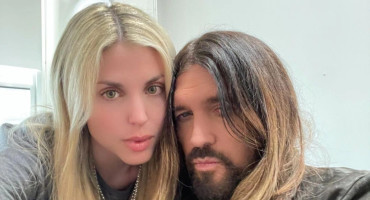 Billy Ray Cyrus y Firerose, su ex. Foto: Instagram.