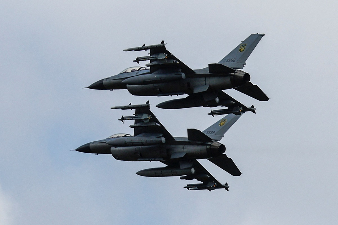 Los aviones F-16 que recibió Ucrania. Foto: Reuters.