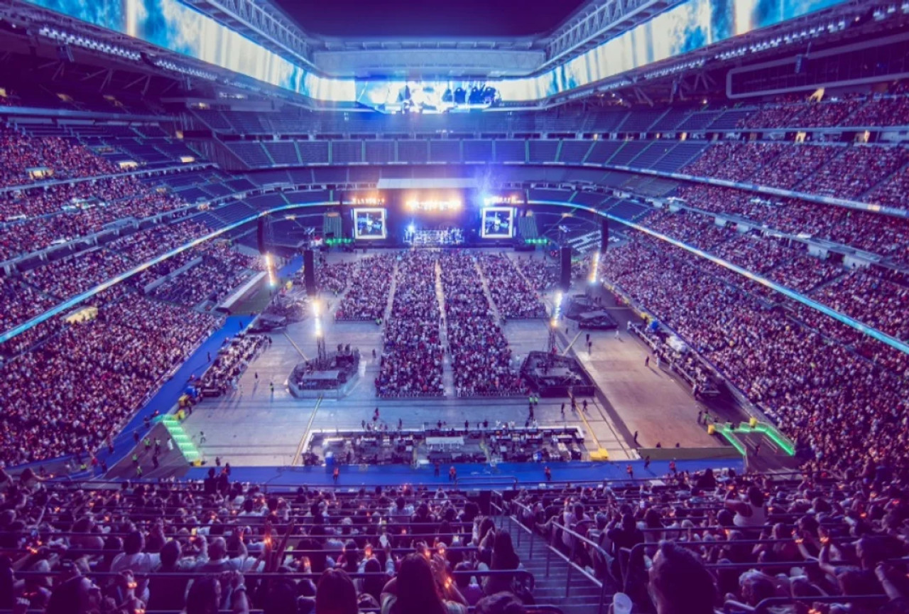 Luis Miguel en el Estadio Bernabéu. Foto: NA.