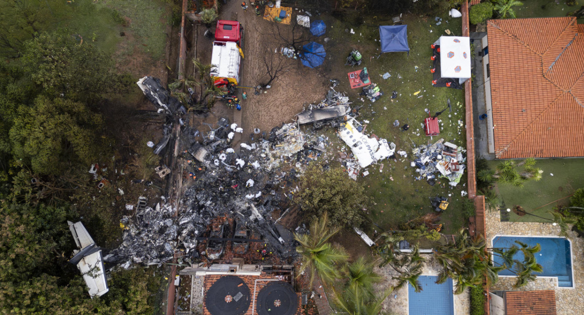 Accidente de un avión en Brasil. Foto: EFE.