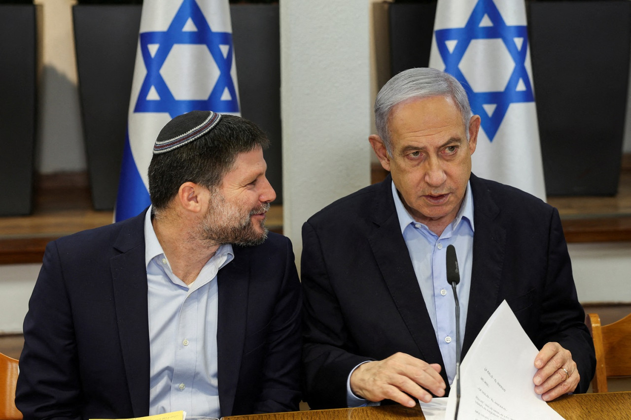 Bezalel Smotrich y Benjamín Netanyahu. Foto: Reuters