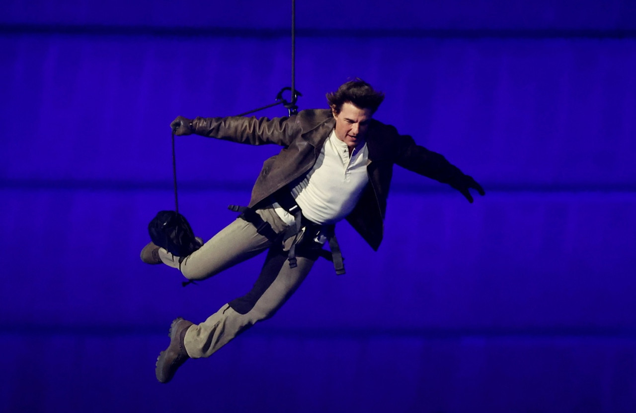 Tom Cruise en el cierre de los Juegos Olímpicos de París 2024. Foto: Reuters