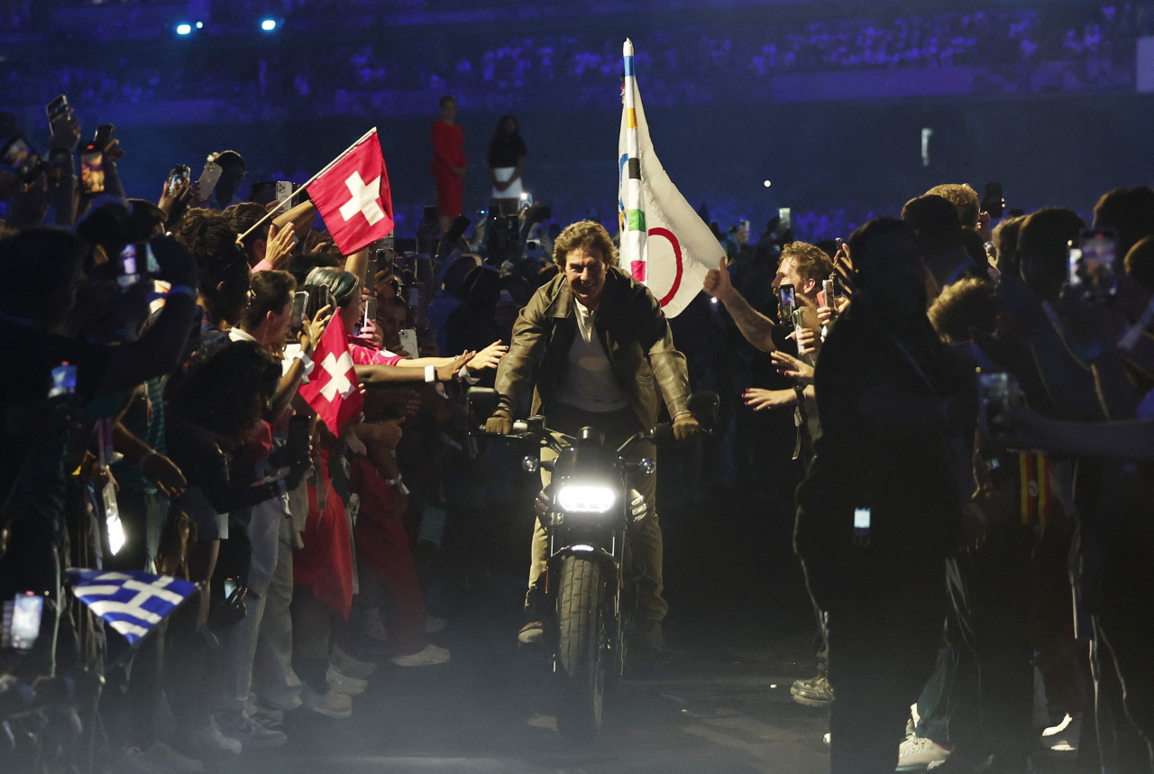 Tom Cruise en el cierre de los Juegos Olímpicos de París 2024. Foto: Reuters