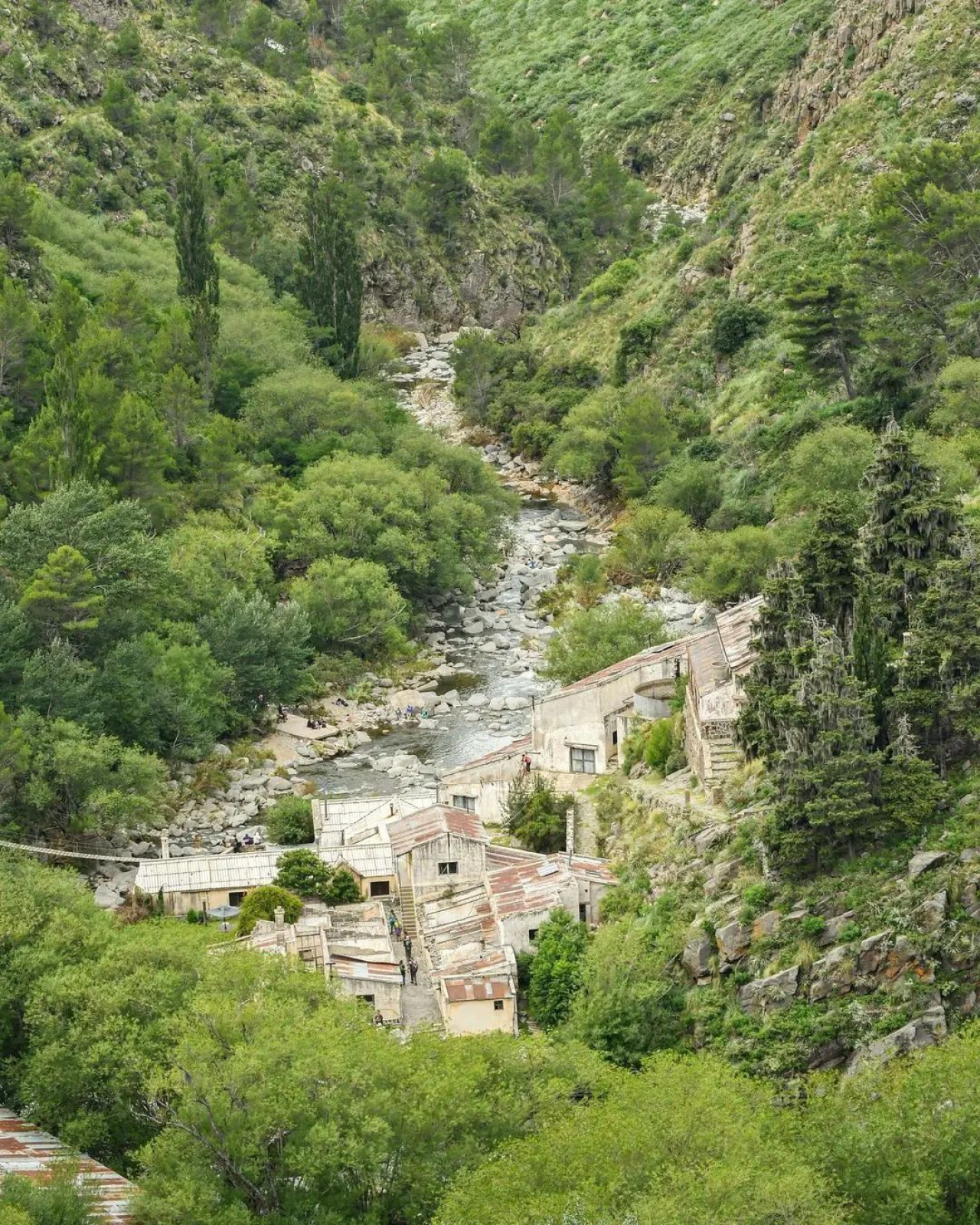 Pueblo Escondido, un lugar en el medio de las sierras. Foto Instagram @respiracordoba.